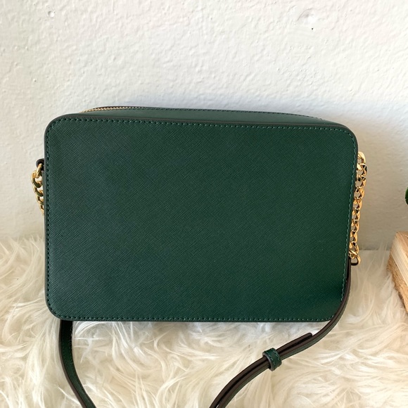 Michael Kors Jet Set LG EW Crossbody - Picture 4 of 7